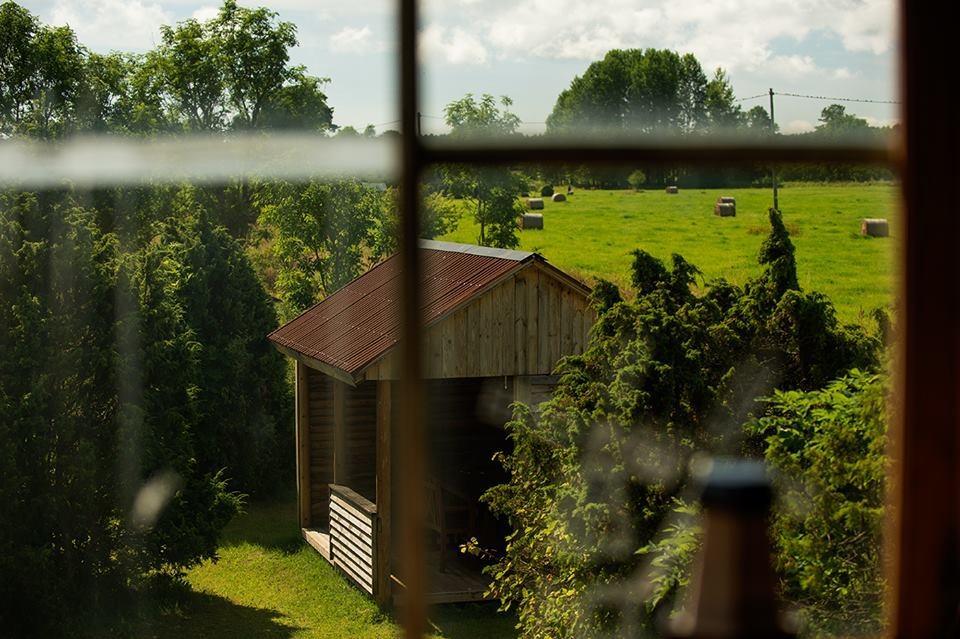 Veskikivi Holiday Home Mäebe 外观 照片